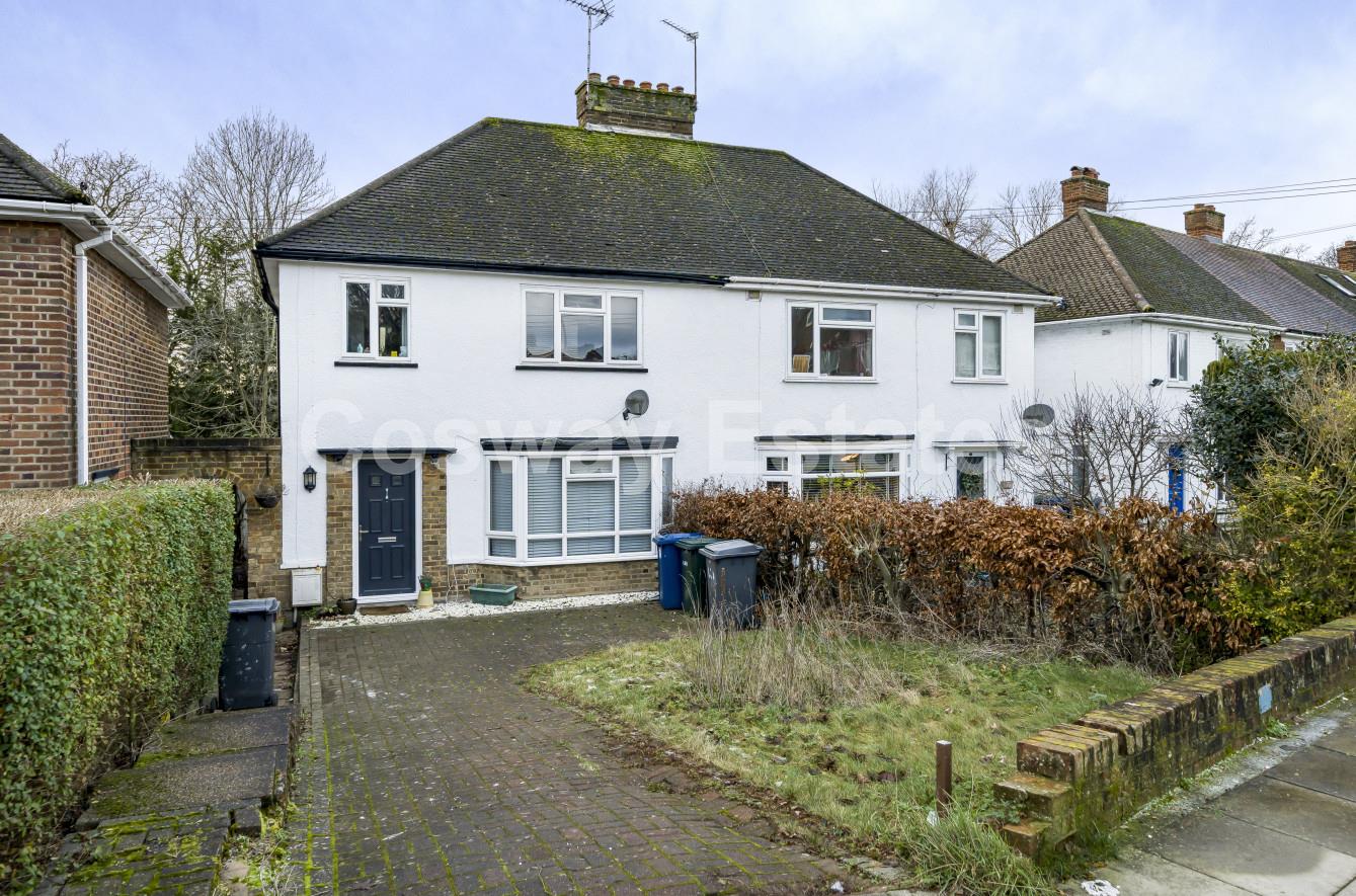 Woodcote Avenue, London